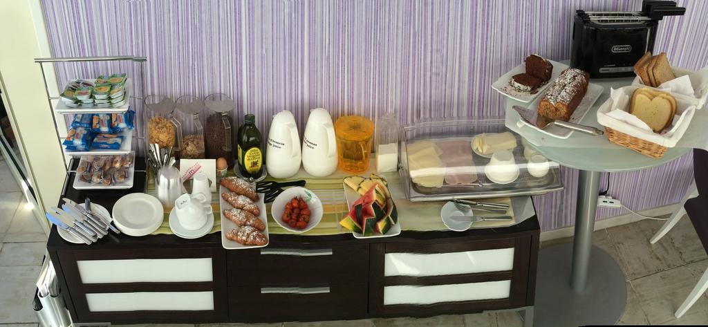 Olive Garden & Petite Maison โปซาดา ภายนอก รูปภาพ